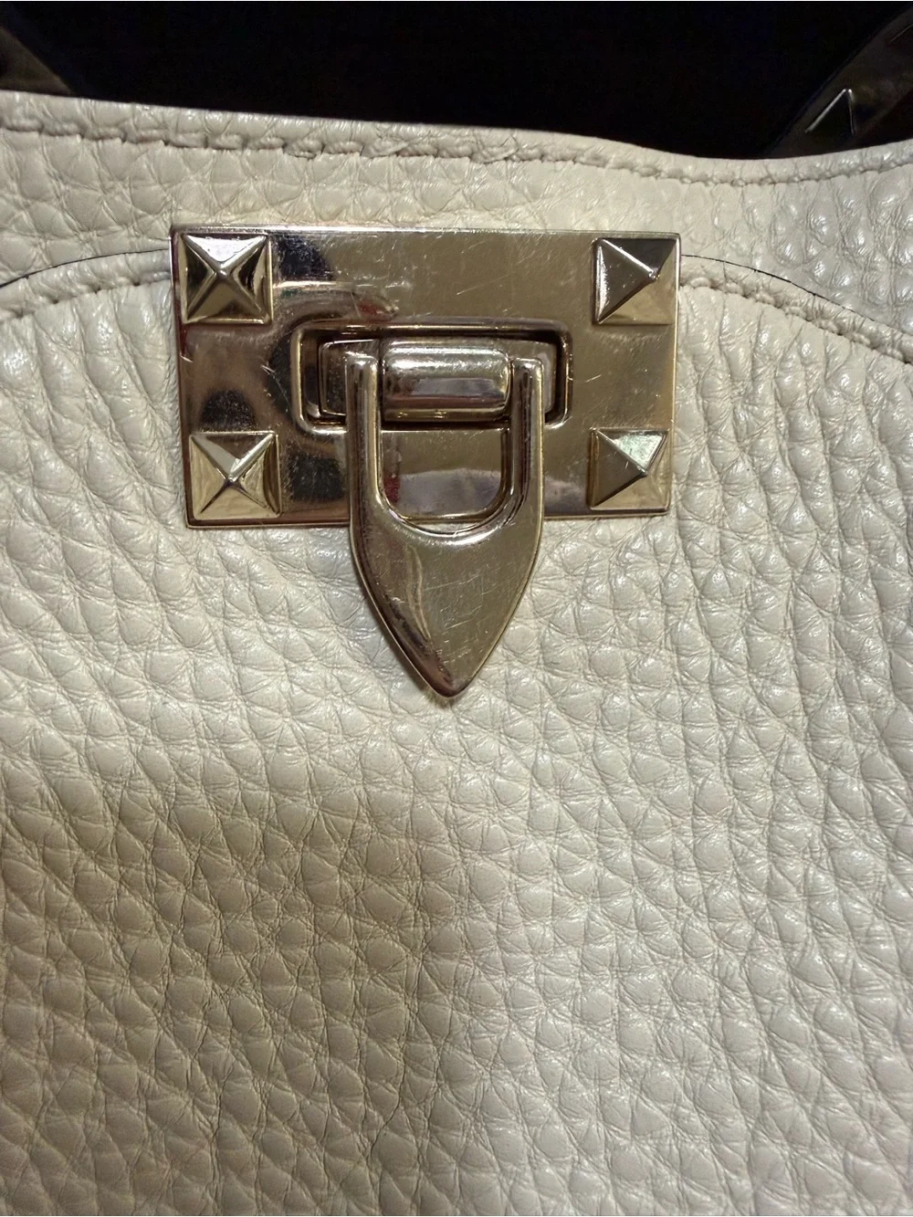 Valentino Garavani Rockstud Tote / Shoulder Bag – Ivory Cream Leather